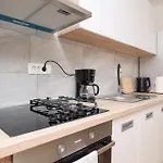 Melada Apartman Zára